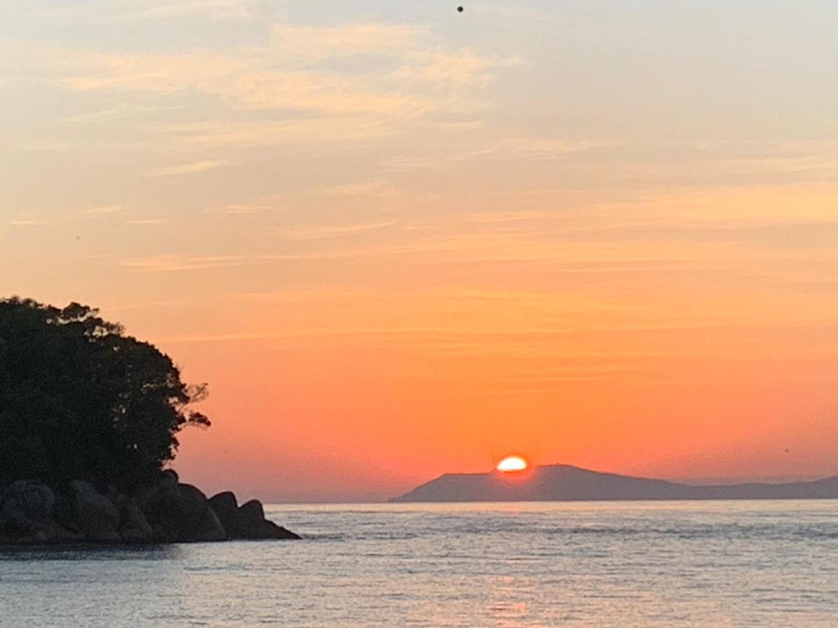 Villa Cabanas - Pe Na Areia Governador Celso Ramos Dış mekan fotoğraf
